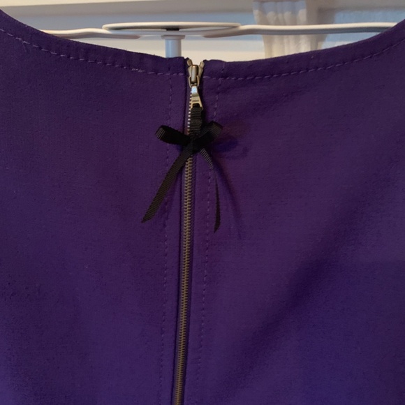 Loft exposed back zip colorblock dress. I don’t think I ever wore it. - Picture 3 of 5